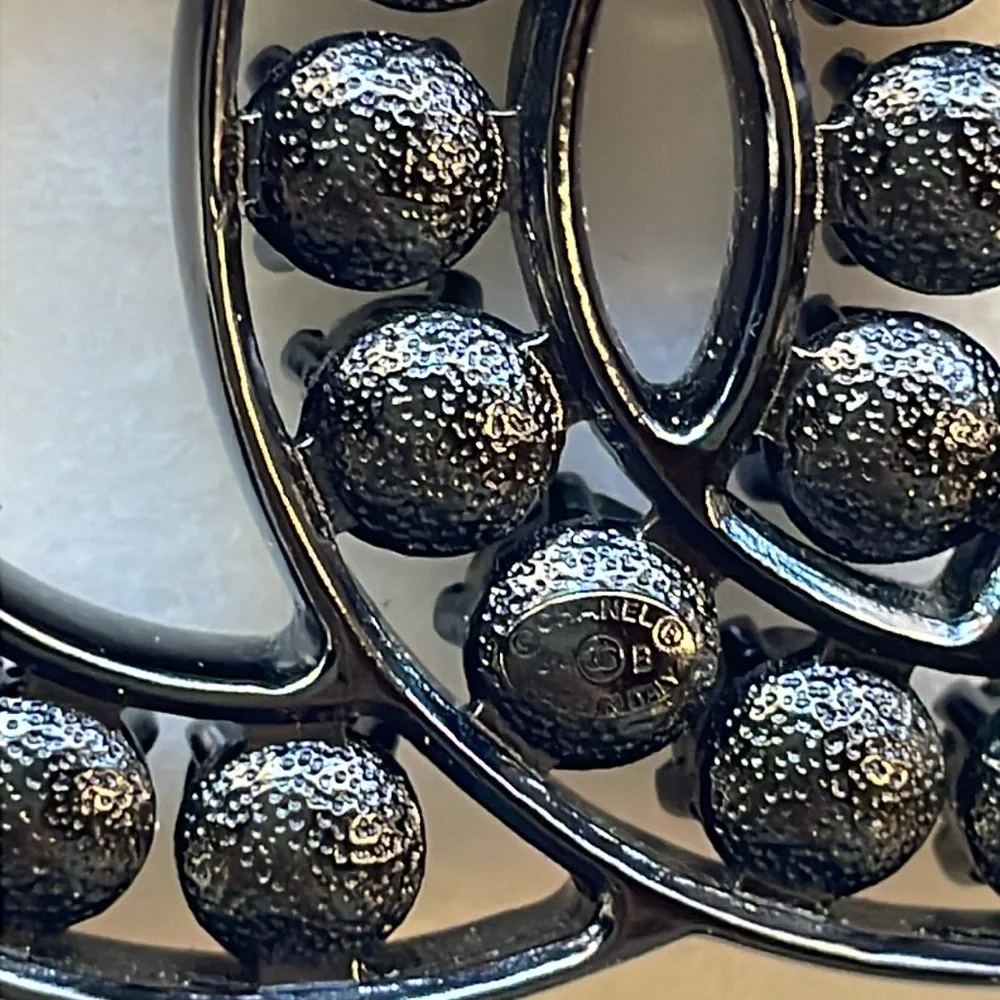 Interlocking Chanel Brooch / Pin, Black & Crystal, comes with pouch and box